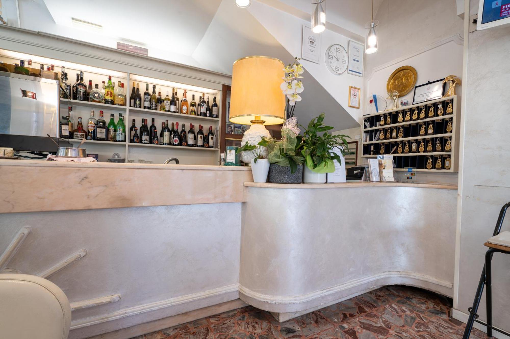 Hotel Britannia Rimini Marina Centro Ngoại thất bức ảnh