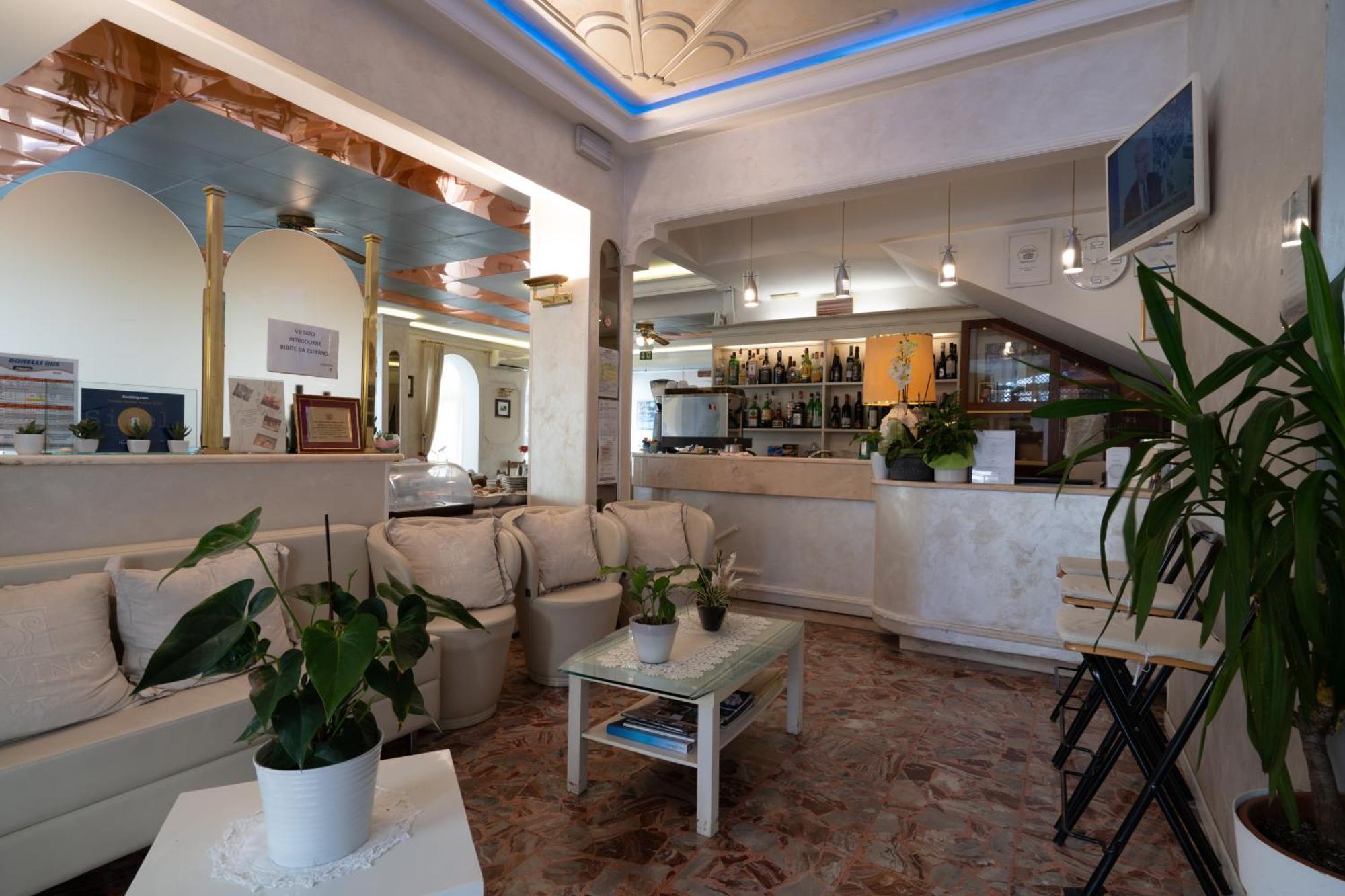 Hotel Britannia Rimini Marina Centro Ngoại thất bức ảnh